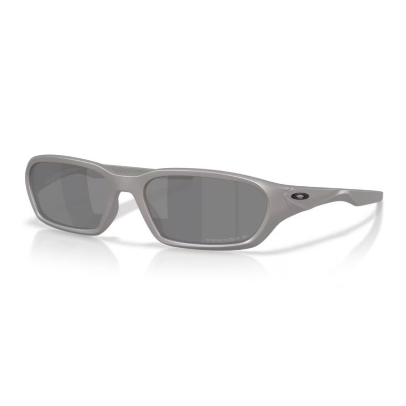 Oakley 9530 Terrraforma 05